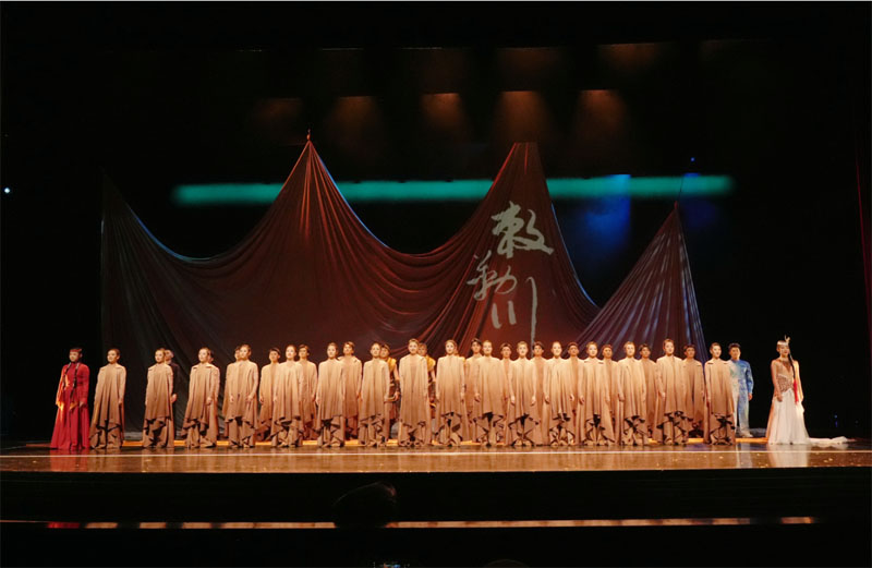 上海国际艺术节：舞蹈诗剧《敕勒川》首演圆满成功